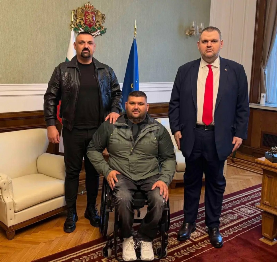 Пеевски поздрави шампиона Ружди Ружди с шестата световна титла