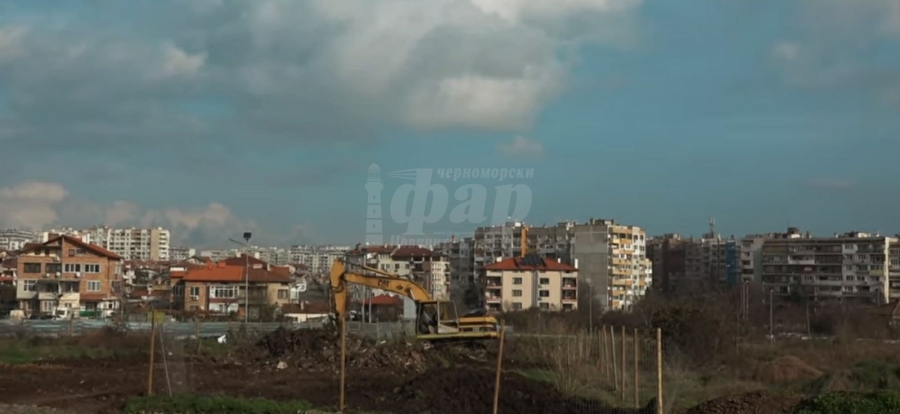Изграждат два мултифункционални парка в \