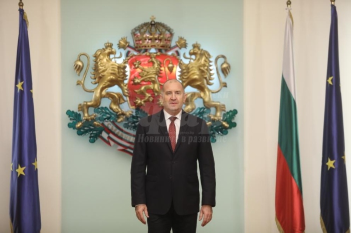 Радев: Въвеждането на еврото е последният жалон от интеграцията на България в ЕС - място, което ни се полага 