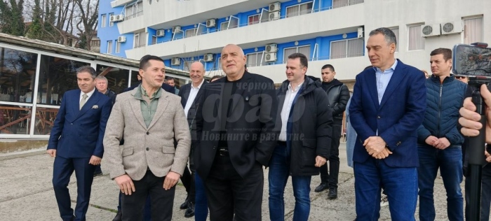 Бойко Борисов в Царево: Ползват НАП като бухалка 