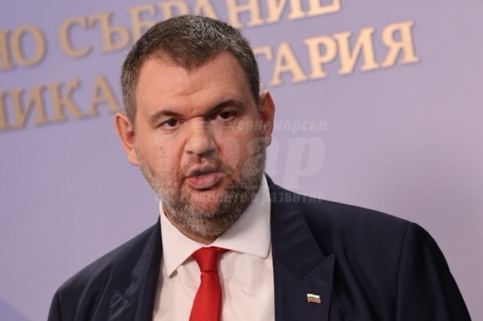 Пеевски: Сигнализирах прокуратурата за недопустима намеса на служебния министър в работата на професионалния състав на МВР