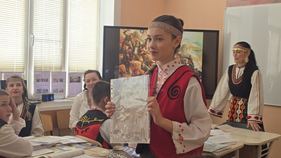 Историята оживява в иновативен кабинет в училище ОУ \