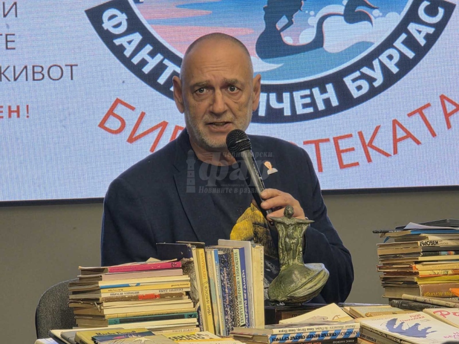 Любен Дилов – син дарява колекция с автографи и възражда наградата „Гравитон“ в Бургас