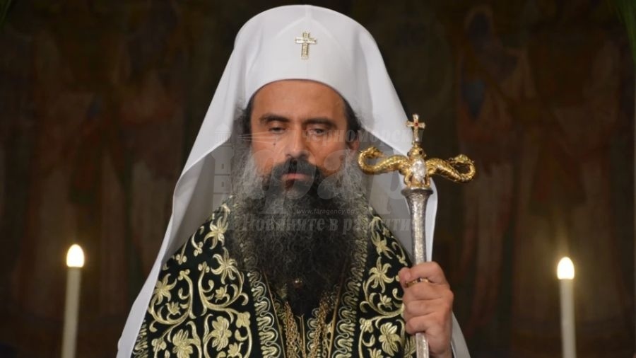 „Да не се боим“: Патриарх Даниил с пасхално послание за светлината на Христовото Възкресение