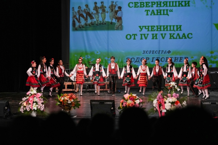 СУ „Добри Чинтулов“ отбеляза 80-годишнината си с грандиозен концерт в Операта