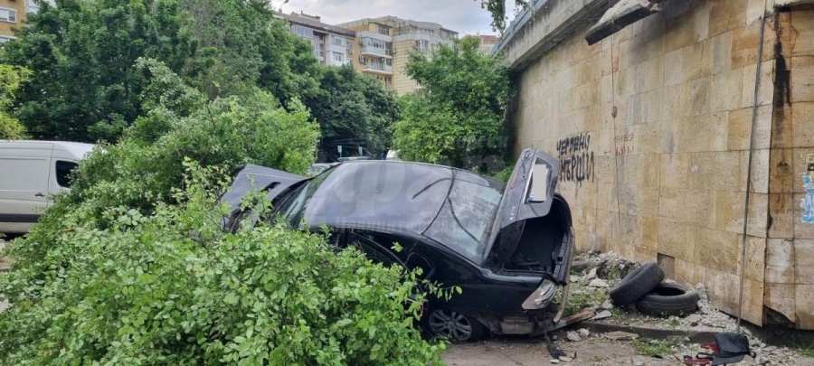 След 18 часа издирване ! Задържаха каналджията, катастрофирал при гонка с полицията