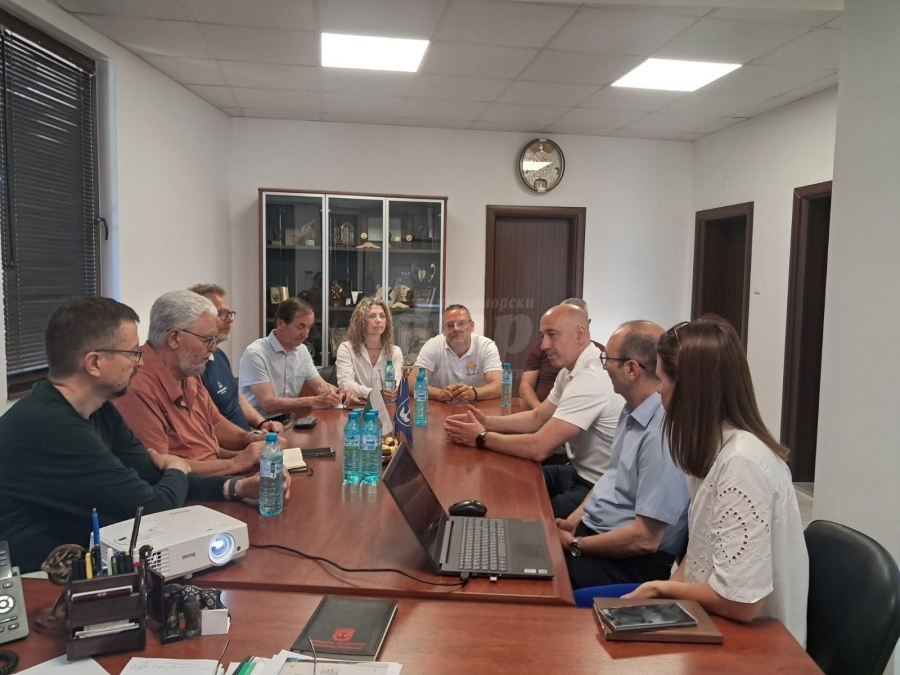 Созопол посреща Еньовден с литургия на остров „Св. Иван“